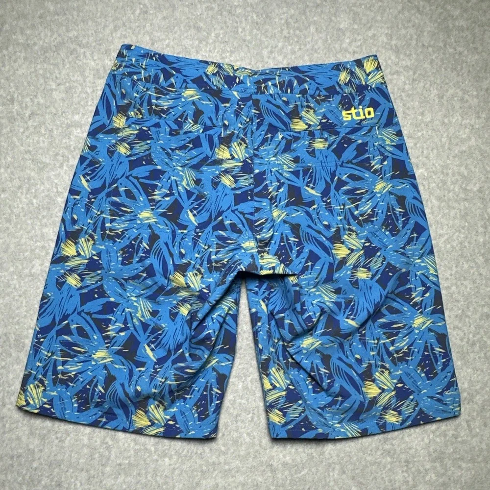 Stio CFS Board Short Mens 30 Blue Floral 19